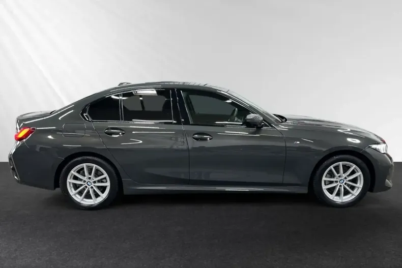 BMW 320 din 2024 cu 28.650 km - oferta BMW157055 - foto 2