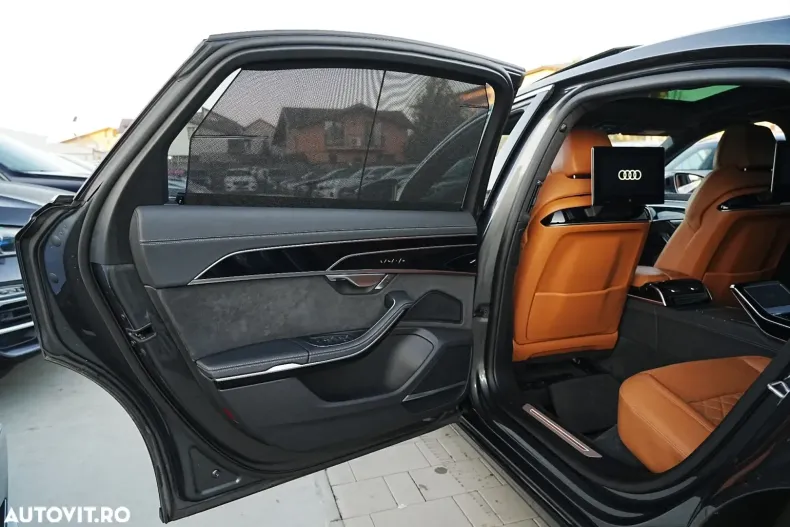 Audi A8 din 2022 cu 40.830 km - oferta AUD157057 - foto 6