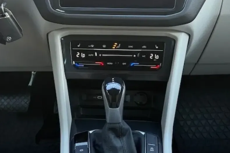 Volkswagen Tiguan din 2022 cu 23.000 km - oferta VOL157061 - foto 33