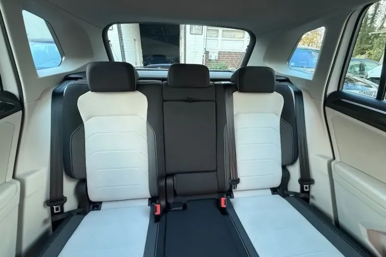 Volkswagen Tiguan din 2022 cu 23.000 km - oferta VOL157061 - foto 37