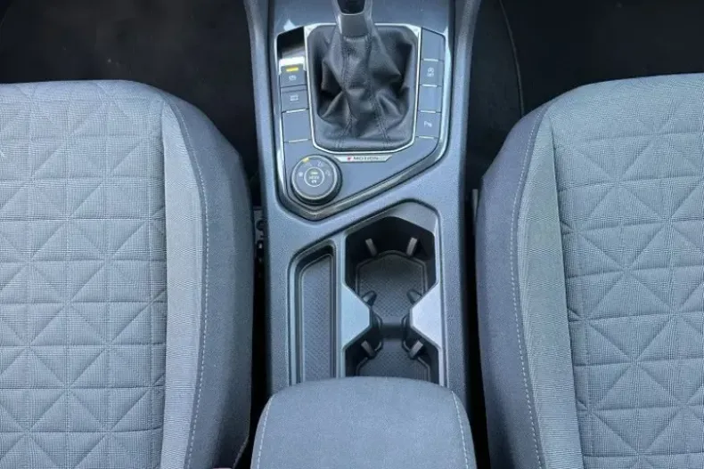 Volkswagen Tiguan din 2022 cu 39.750 km - oferta VOL157062 - foto 7