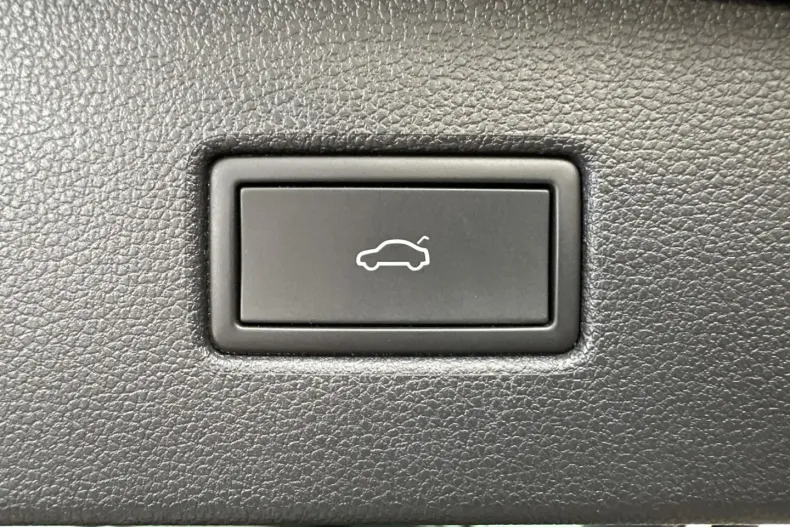 Volkswagen Tiguan din 2022 cu 39.750 km - oferta VOL157062 - foto 9