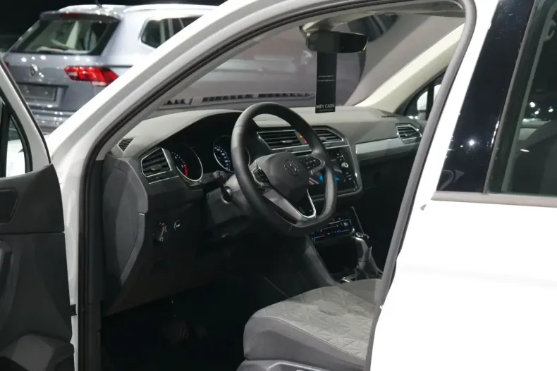 Volkswagen Tiguan din 2023 cu 41.557 km - oferta VOL157063 - foto 9