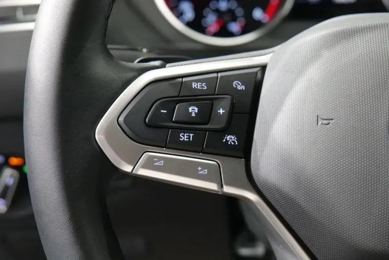 Volkswagen Tiguan din 2023 cu 41.557 km - oferta VOL157063 - foto 18