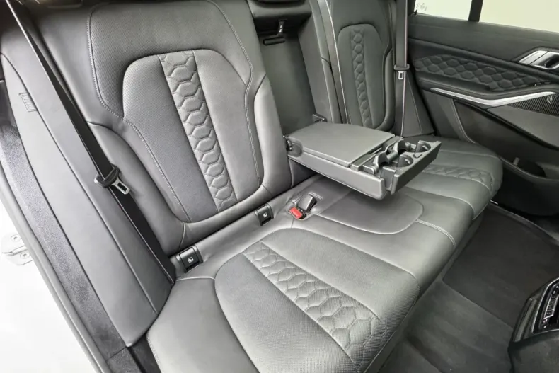 BMW X5 M din 2023 cu 15.500 km - oferta BMW157078 - foto 24