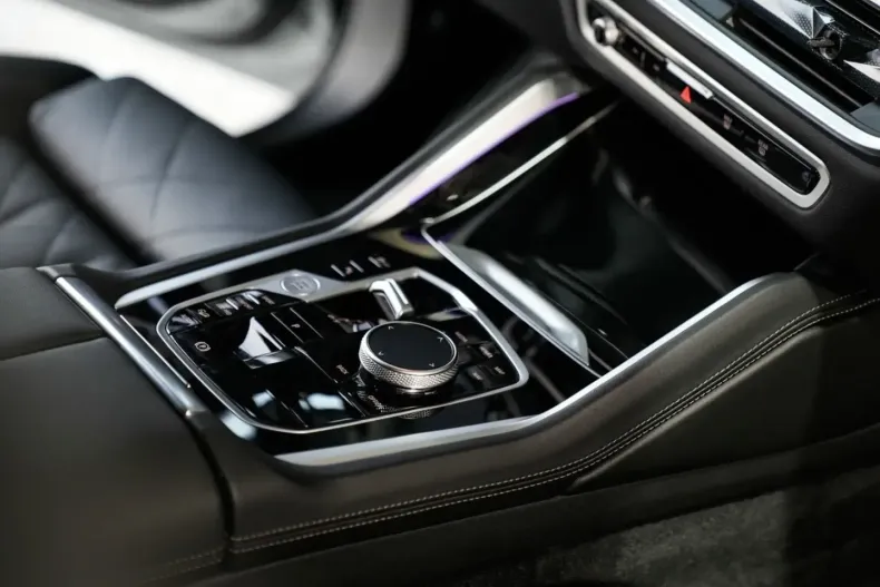 BMW X6 din 2025 cu 25.665 km - oferta BMW157079 - foto 13