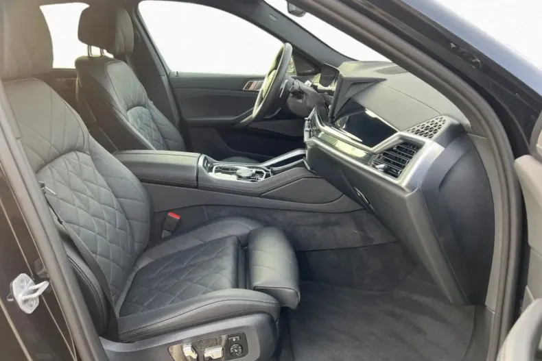 BMW X6 din 2024 cu 24.217 km - oferta BMW157084 - foto 3