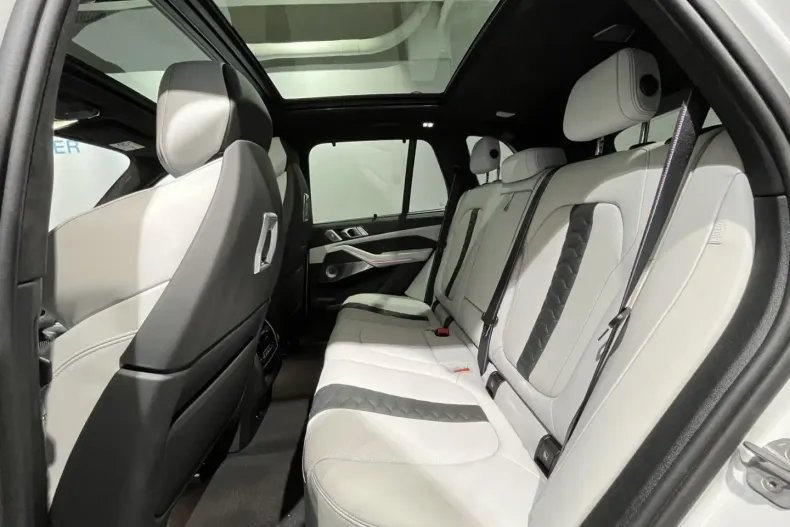 BMW X5 M din 2024 cu 36.740 km - oferta BMW157093 - foto 9