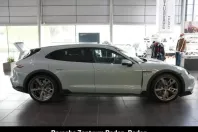 Porsche Taycan din 2024 cu 19.900 km - oferta POR157095 - foto 3