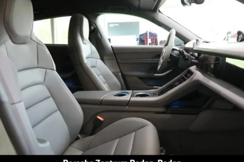 Porsche Taycan din 2024 cu 19.900 km - oferta POR157095 - foto 8