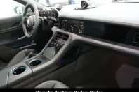 Porsche Taycan din 2024 cu 19.900 km - oferta POR157095 - foto 9