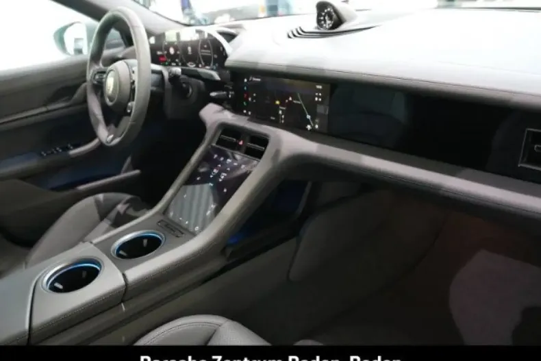 Porsche Taycan din 2024 cu 19.900 km - oferta POR157095 - foto 9