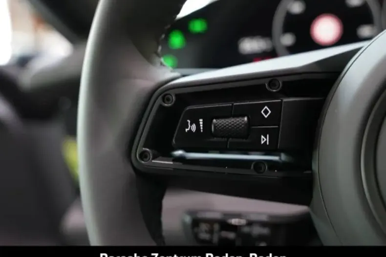 Porsche Taycan din 2024 cu 19.900 km - oferta POR157095 - foto 14