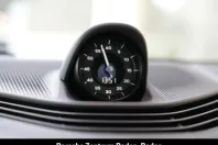 Porsche Taycan din 2024 cu 19.900 km - oferta POR157095 - foto 23