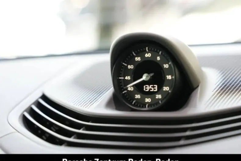 Porsche Taycan din 2024 cu 19.900 km - oferta POR157095 - foto 24