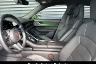 Porsche Taycan din 2023 cu 10.850 km - oferta POR157097 - foto 2