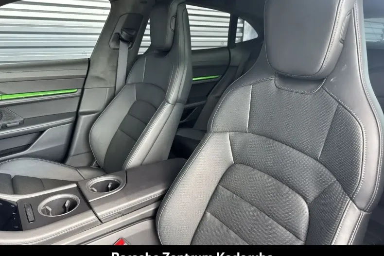 Porsche Taycan din 2023 cu 10.850 km - oferta POR157097 - foto 9