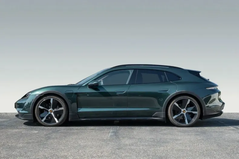 Porsche Taycan din 2023 cu 27.900 km - oferta POR157099 - foto 2