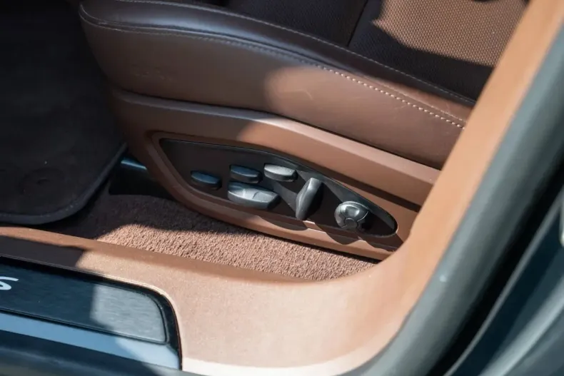 Porsche Taycan din 2023 cu 27.900 km - oferta POR157099 - foto 23