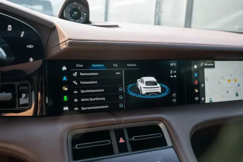 Porsche Taycan din 2023 cu 27.900 km - oferta POR157099 - foto 31