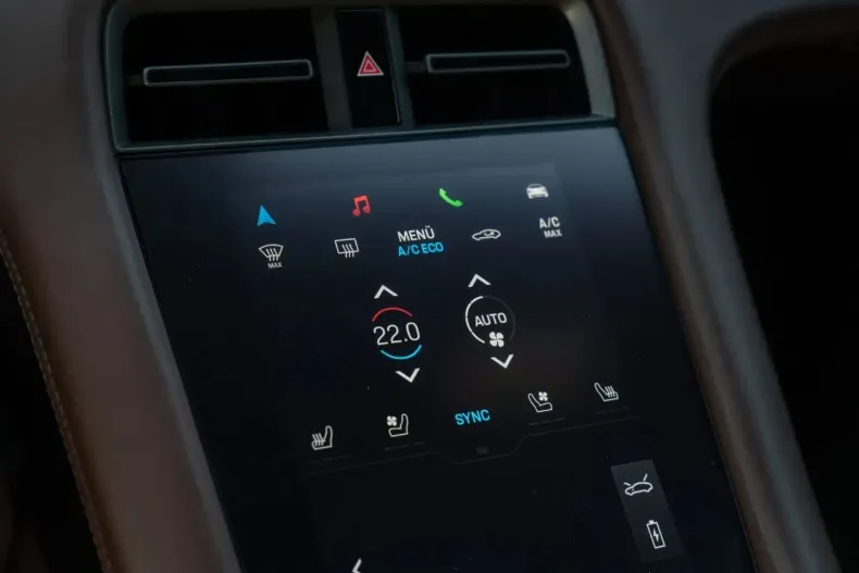 Porsche Taycan din 2023 cu 27.900 km - oferta POR157099 - foto 35