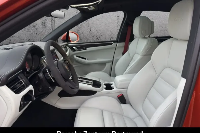 Porsche Macan din 2024 cu 15.516 km - oferta POR157101 - foto 2