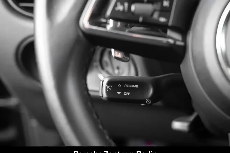 Porsche Macan din 2023 cu 39.010 km - oferta POR157103 - foto 21