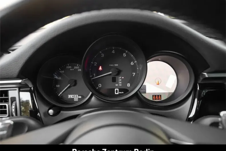 Porsche Macan din 2023 cu 39.010 km - oferta POR157103 - foto 23