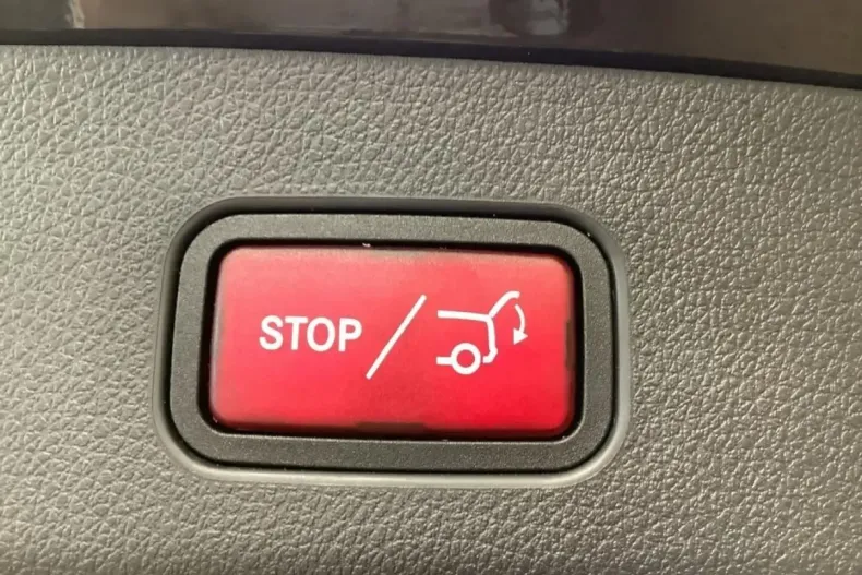 Mercedes-Benz GLC 300 din 2024 cu 16.000 km - oferta MER157112 - foto 17