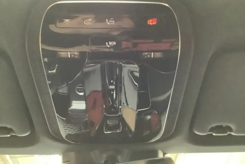 Mercedes-Benz GLC 300 din 2024 cu 16.000 km - oferta MER157112 - foto 18