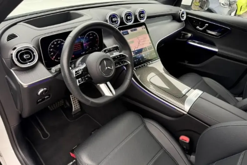 Mercedes-Benz GLC 220 din 2024 cu 21.000 km - oferta MER157128 - foto 9