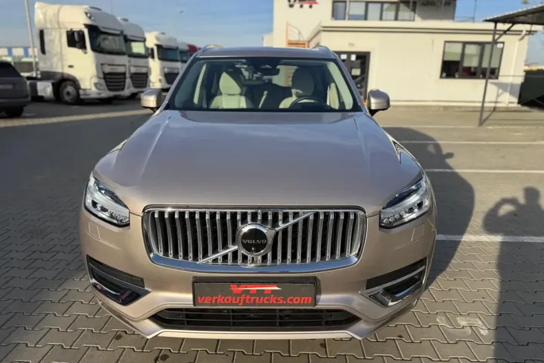 Volvo XC90 din 2023 cu 34.606 km - oferta VOL157133 - foto 3