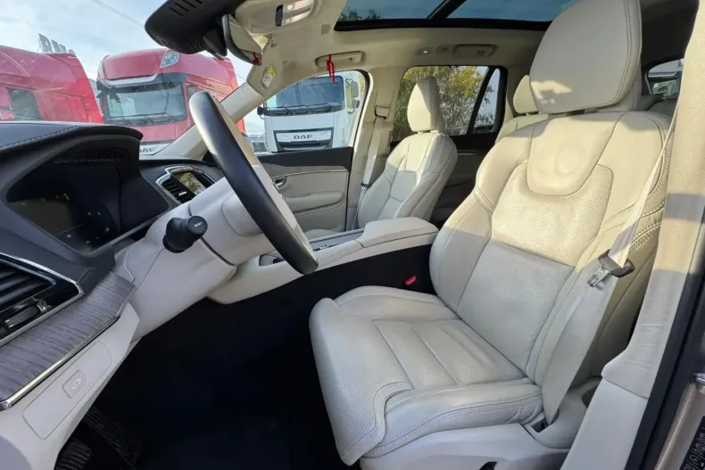 Volvo XC90 din 2023 cu 34.606 km - oferta VOL157133 - foto 16