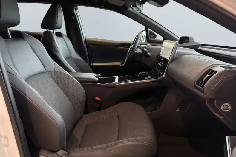 Toyota bZ4X din 2023 cu 36.115 km - oferta TOY157134 - foto 18