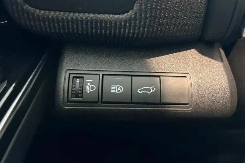 Toyota bZ4X din 2023 cu 36.115 km - oferta TOY157134 - foto 21