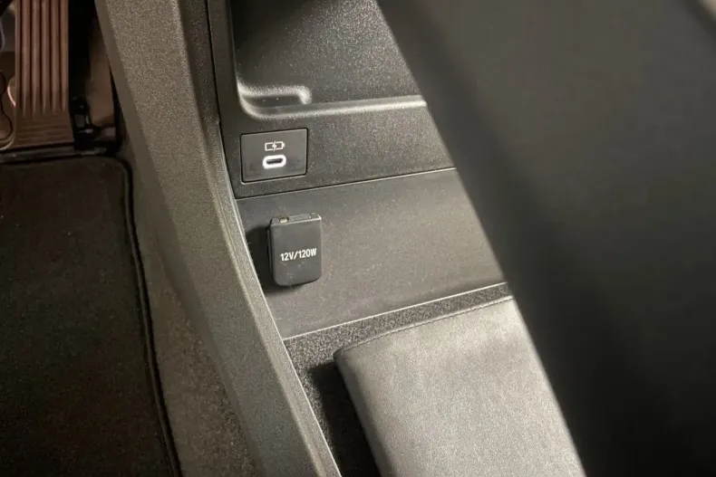 Toyota bZ4X din 2023 cu 30.000 km - oferta TOY157135 - foto 5