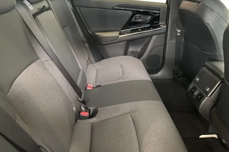 Toyota bZ4X din 2023 cu 30.000 km - oferta TOY157135 - foto 18