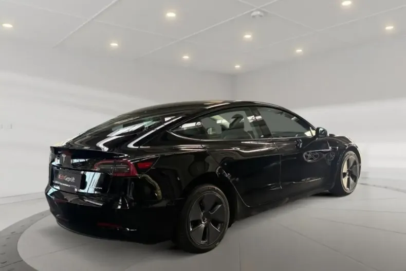 Tesla Model 3 din 2022 cu 74.257 km - oferta TES157137 - foto 2