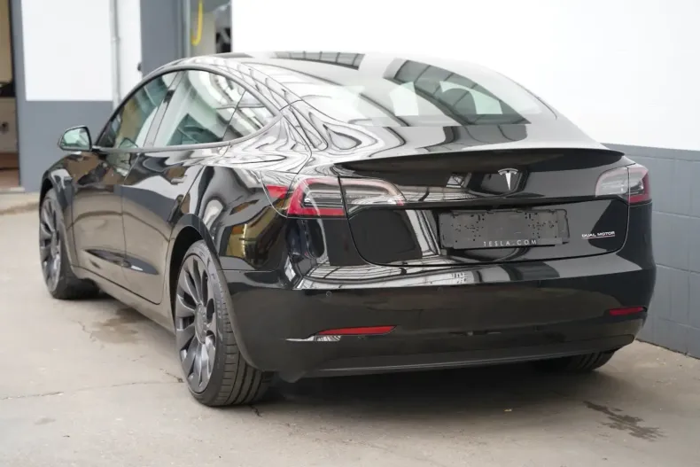 Tesla Model 3 din 2022 cu 69.998 km - oferta TES157138 - foto 5
