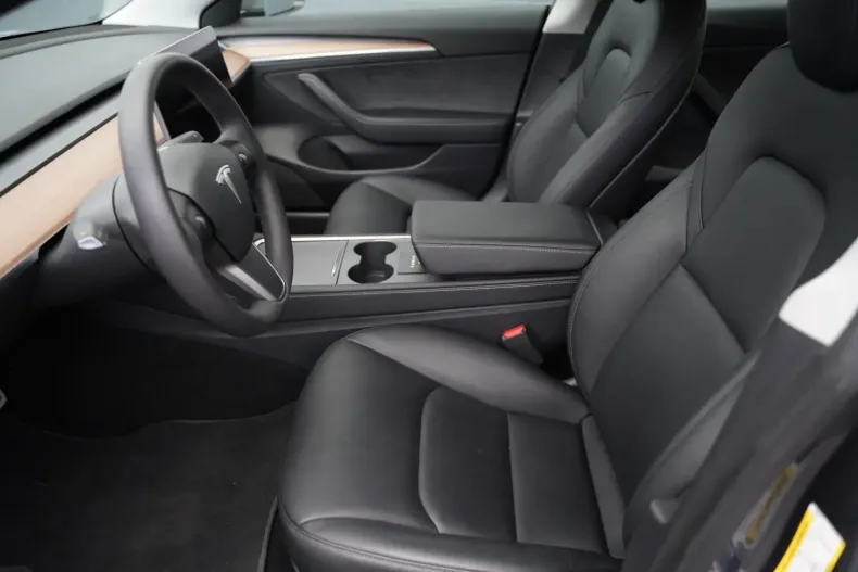 Tesla Model 3 din 2022 cu 69.998 km - oferta TES157138 - foto 10