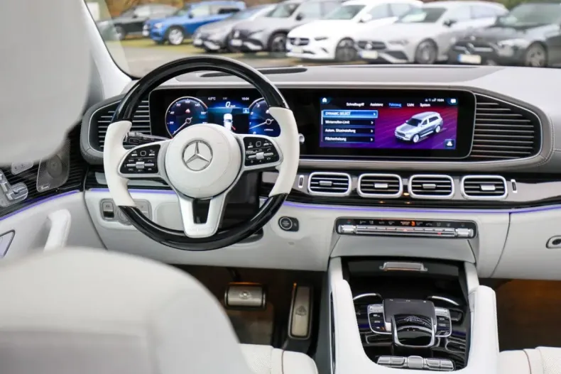 Mercedes-Benz GLS 600 din 2022 cu 76.877 km - oferta MER157143 - foto 3