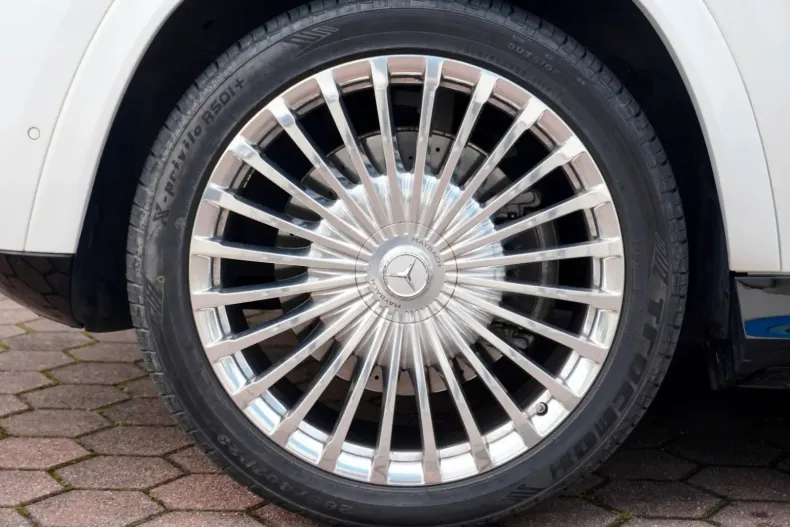 Mercedes-Benz GLS 600 din 2022 cu 35.000 km - oferta MER157146 - foto 7