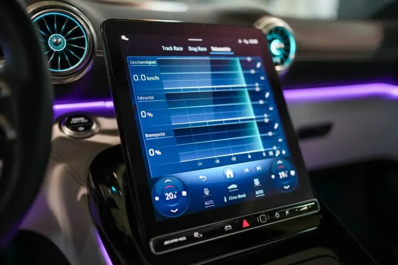 Mercedes-Benz AMG GT din 2024 cu 16.000 km - oferta MER157153 - foto 38