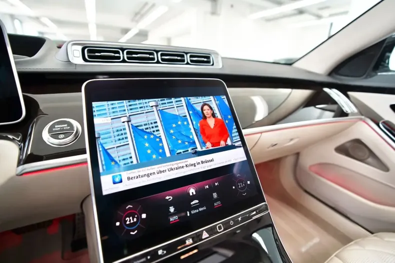 Mercedes-Benz S 580 din 2025 cu 27.900 km - oferta MER157157 - foto 40