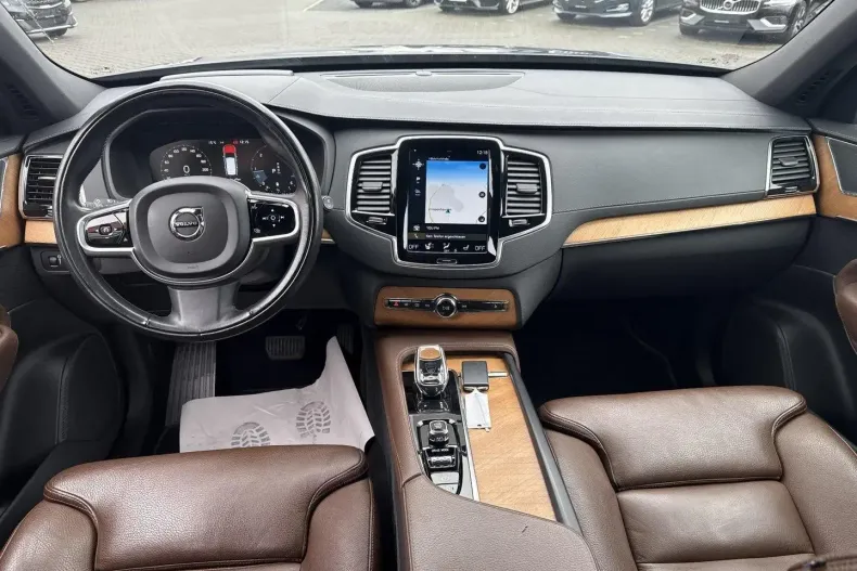 Volvo XC40 din 2021 cu 137.100 km - oferta VOL157163 - foto 7