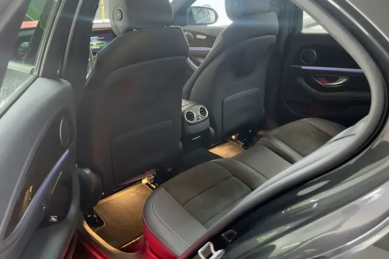 Mercedes-Benz E 220 din 2020 cu 69.000 km - oferta MER157165 - foto 13