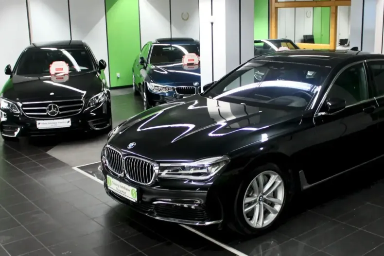 Mercedes-Benz E 220 din 2020 cu 69.000 km - oferta MER157165 - foto 27