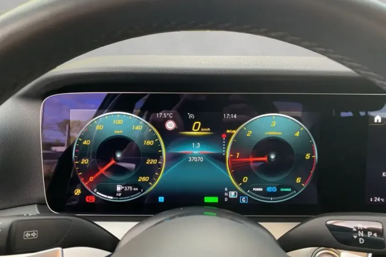 Mercedes-Benz E 220 din 2024 cu 37.069 km - oferta MER157166 - foto 10