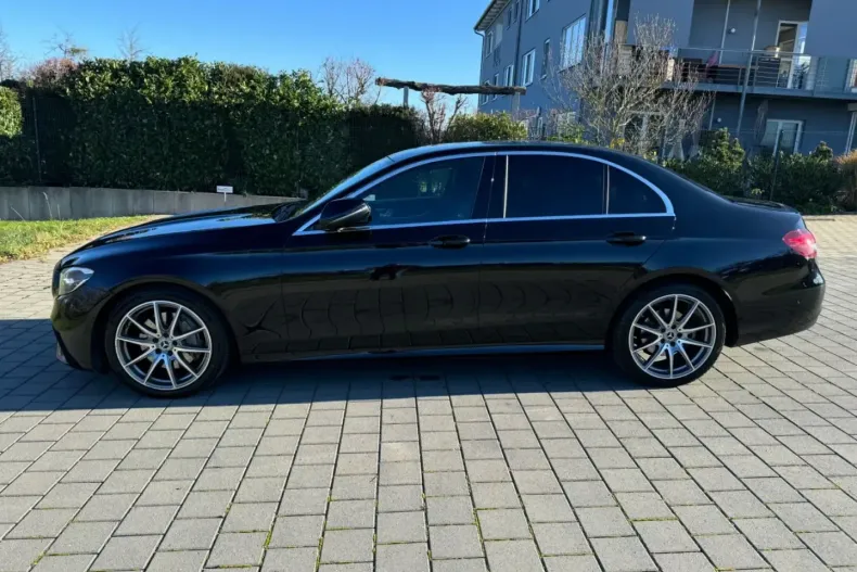 Mercedes-Benz E 220 din 2021 cu 70.000 km - oferta MER157168 - foto 4