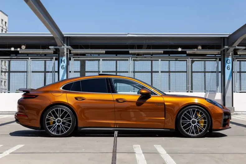 Porsche Panamera din 2024 cu 10.100 km - oferta POR157175 - foto 4